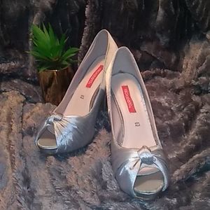 Silver fabric high heeled shoes